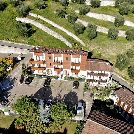 San Giacomo Apartments Riva del Garda Bagian luar foto